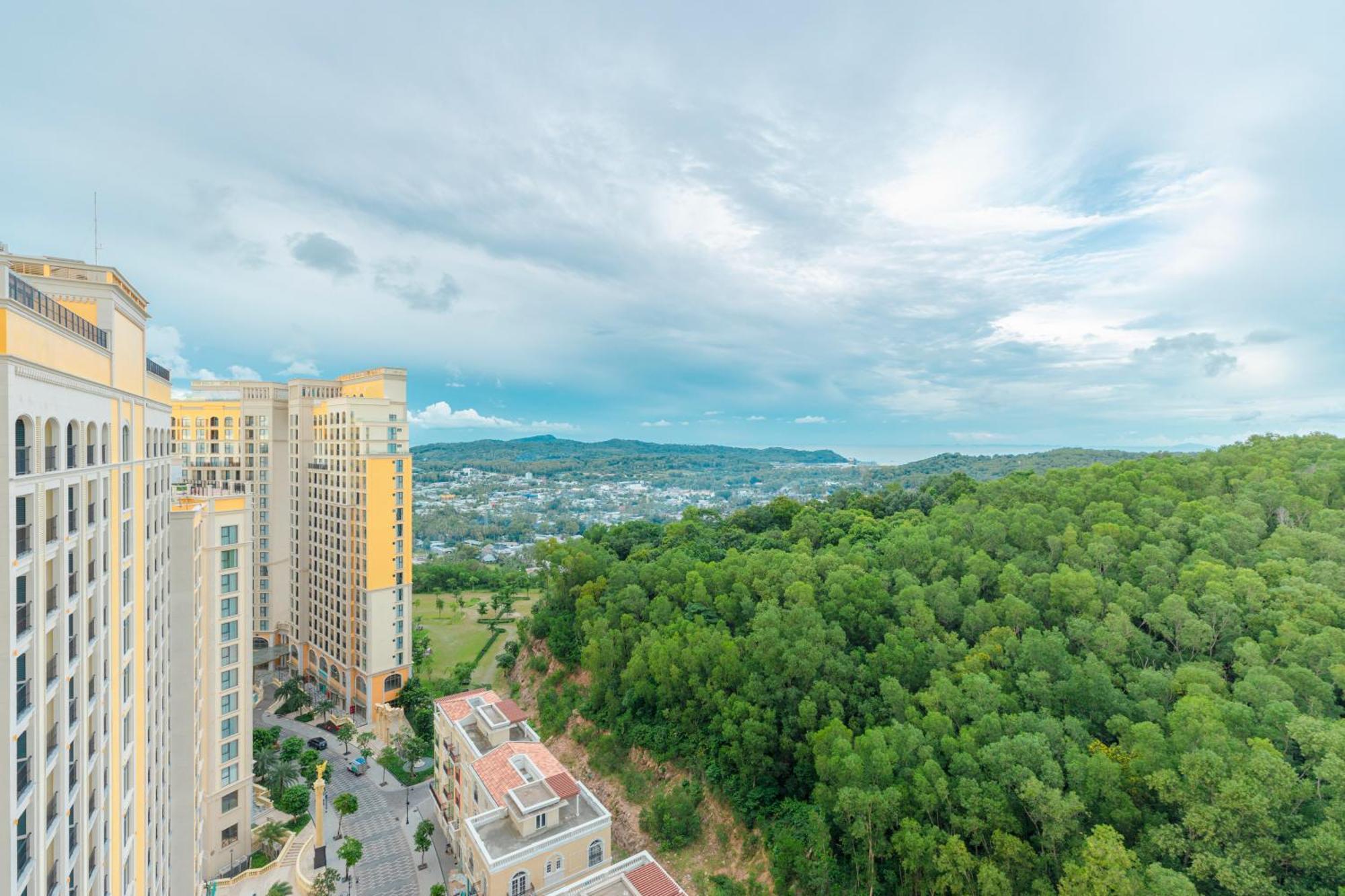 Elyday Apartment Hillside Phu Quoc - Sea & Firework View Exterior photo